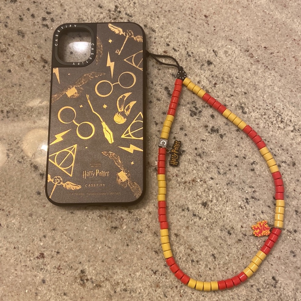 Casetify IPhone 11 Harry Potter case and charm